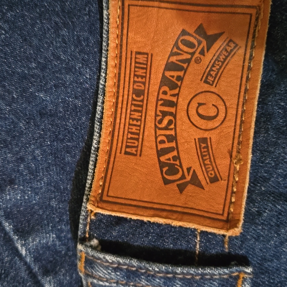 Capistrano Women's Dark Wash Straight Leg Denim Jeans - Picture 12 of 12